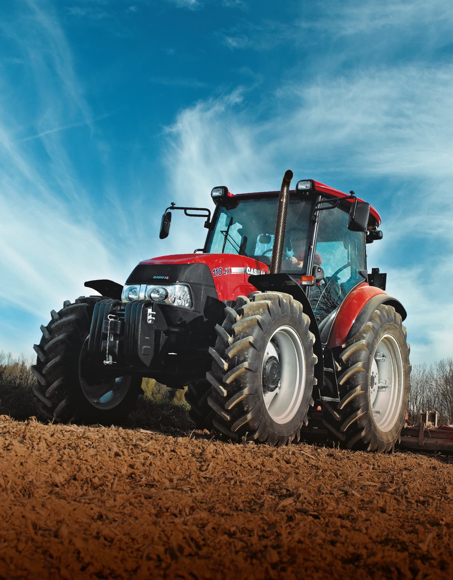 Tractor Farmall 110 JX — Potencia para tu campo